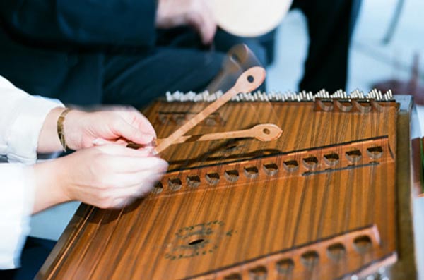 hammered dulcimer